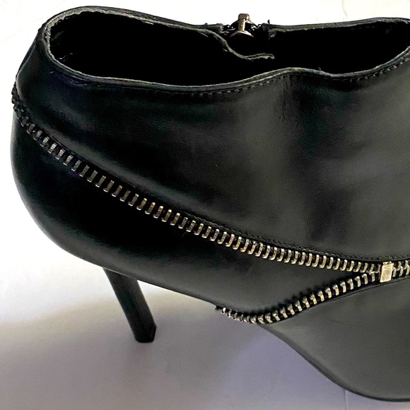 EUC EVA & ZOE To The Point Ankle Booties, Leather, Sz 10, Stilettos, Goth, Badie - Picture 4 of 16